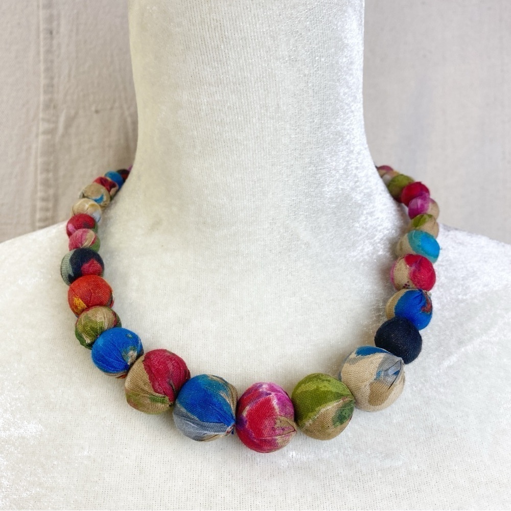 Plunder Designs Fabric Covered Graduated Bead Chunky Necklace